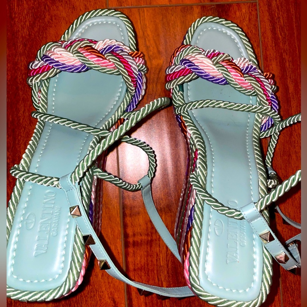 Valentino sexy wedges size 40